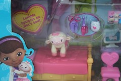 Disney Doc McStuffins Sleepover with Lambie Playset 2014 Just Play * New Sealed