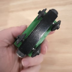 Thomas Wooden Railway Sodor China Clay 2 car Lot 1997 Britt Allcroft Red Green