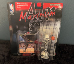 Michael Jordan 1999 Mattel Maximum Air Silver Edition NBA Smile Figure Card READ