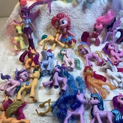Various My Little Pony Toy Figure LOT Vintage & New Generation Over 25 Pony Lot