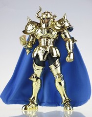 MST Saint Seiya Cloth Myth EXM 24k Gold Taurus Aldebaran model metal cloth *