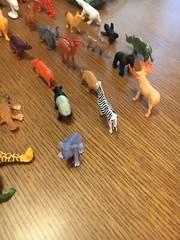 Bag of Wild animal kingdom Figures Model Toys New Plastic 53 pieces, zoo animals