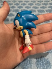 JAKKS Pacific Sonic the Hedgehog 2.5 in Action Figure Moveable Arms Legs
