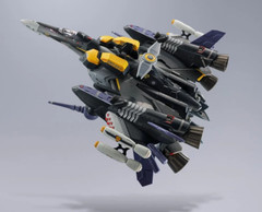 BAS66776: Macross Frontier DX Chogokin VF-25S Armored Messiah Valkyrie Ozma Lee