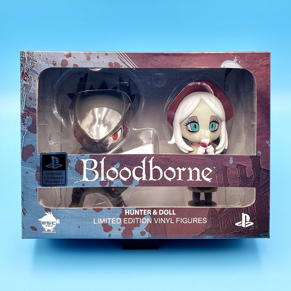 Bloodborne Hunter and Doll Vinyl Figure Statue Set Official Sony PlayStation PS4