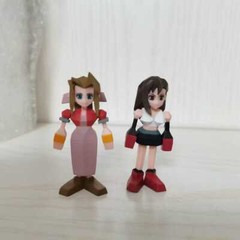 1pcs Random Final Fantasy VII FF7 Polygon Figure Cloud Mystery Box Collectible