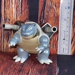 Pokemon Blastoise Feature Deluxe Action Figure Pearl 2019 Nintendo NO CANONS