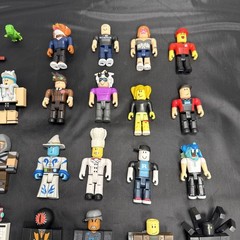 ROBL0X Action Figures Mixed Lot Of 19 Characters Plus Parts And Accessories
