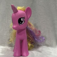 My Little Pony Princess Cadance MLP G4 6 Inch Pony Figure Pretty Pink A1