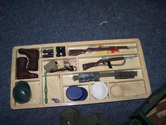 GI JOE 1964 First Issue Foot Locker with Lots accessories from Estate See Photos