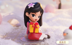 💡Pop Mart x Disney Princess Winter Gifts One Blind Box w/ One Random Figure