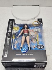 McFarlane DC Multiverse Collector Edition Platinum Wonder Woman #61 Chase New