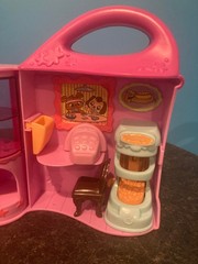 Littlest Pet Shop Doggie Diner playset Jack Russell puppy dog #40 turtle #8 accs