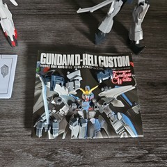 Bandai Gundam Universe Mobile Suit Action Figure Mixed Lot of 4 + 1 Model Kit