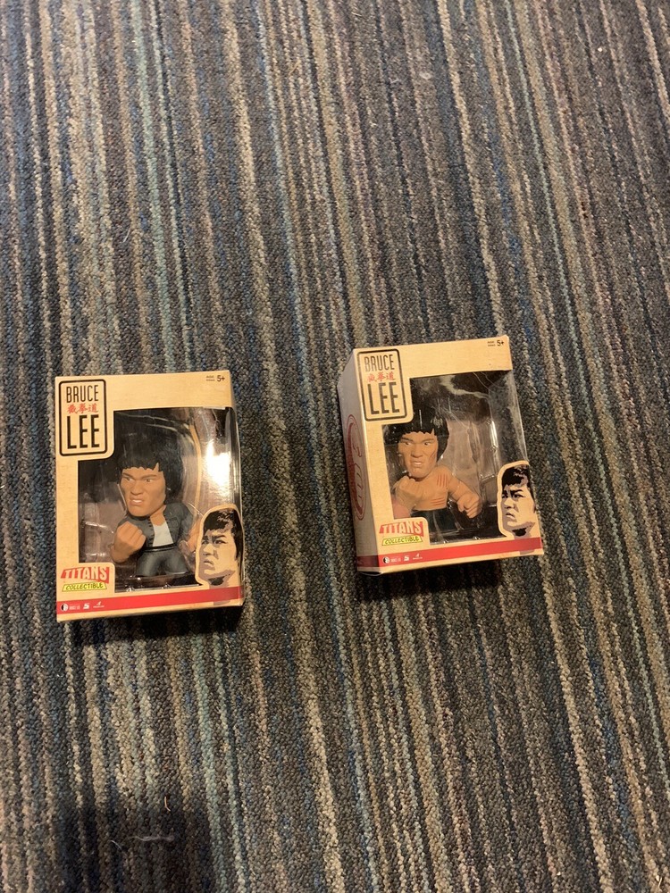 (NEW) – Bruce Lee – Titans Collectible Action Figure – ROUND 5 -READY TO SHIP!!!