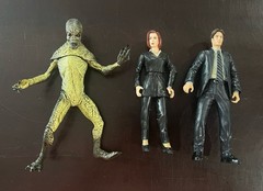 The X-Files FOX Series 1 Alien & Mulder & Scully McFarlane Toys 1998 VTG