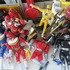Vintage Power Rangers Action Figures And Vehicles Etc Mixed Lot