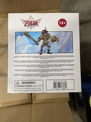 Complete The Legend of Zelda Skyward Sword: Scervo 10″ Figure by Dark Horse