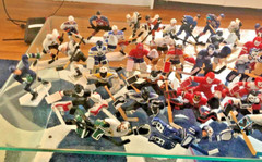 JUST IN UPDATED93 -2000 BULK AUCTIONS NHL Hockey Starting Lineup LOOSE PICK ONE
