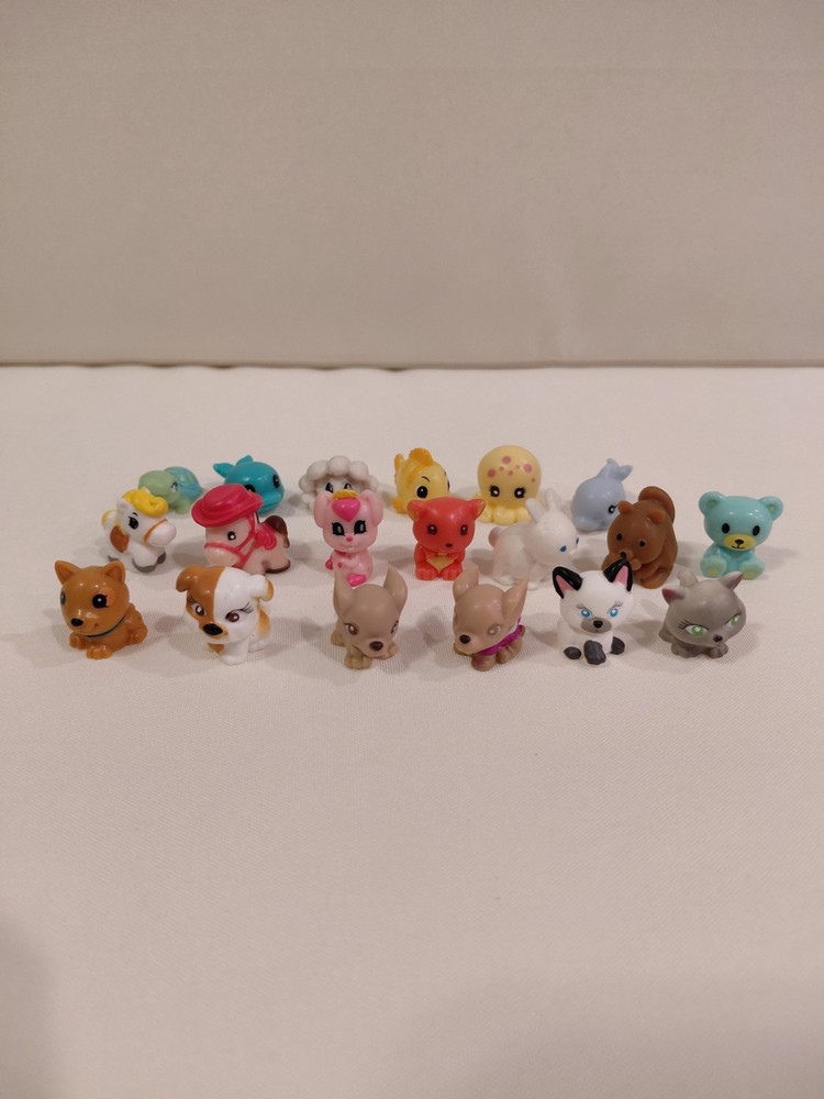 Blip Toys Squinkies – Lot of 19 Animals (Dogs, Cats, Bunny, Horses, etc.)
