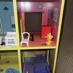 Peppa Pig Wooden Deluxe Playhouse Dollhouse 8 Rooms + 30 Accessories & Figures