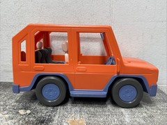 Bluey Toy Lot Heeler 4 WD Family Vehicle & Figures Lot