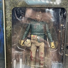 NECA Friday 13th Part VI Jason Lives Jason Voorhees SEALED Damaged Box