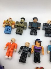 Mixed Lot of Roblox Action Figures Character Toys W misc pieces. *No Codes*
