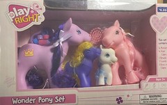 2019 Play Right Wonder Pony Set in light and dark purple, pink & white