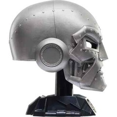 IN STOCK! Fantastic Four Marvel Legends Doctor Doom Premium Roleplay Helmet Prop