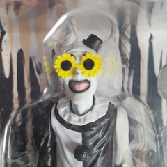 Trick Or Treat Studios Terrifier 2 Costume Shop Art The Clown SEALED BRAND NEW