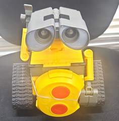 WALL-E Action Figure Plastic Yellow/Gray/Black Disney Pixar Movie Character