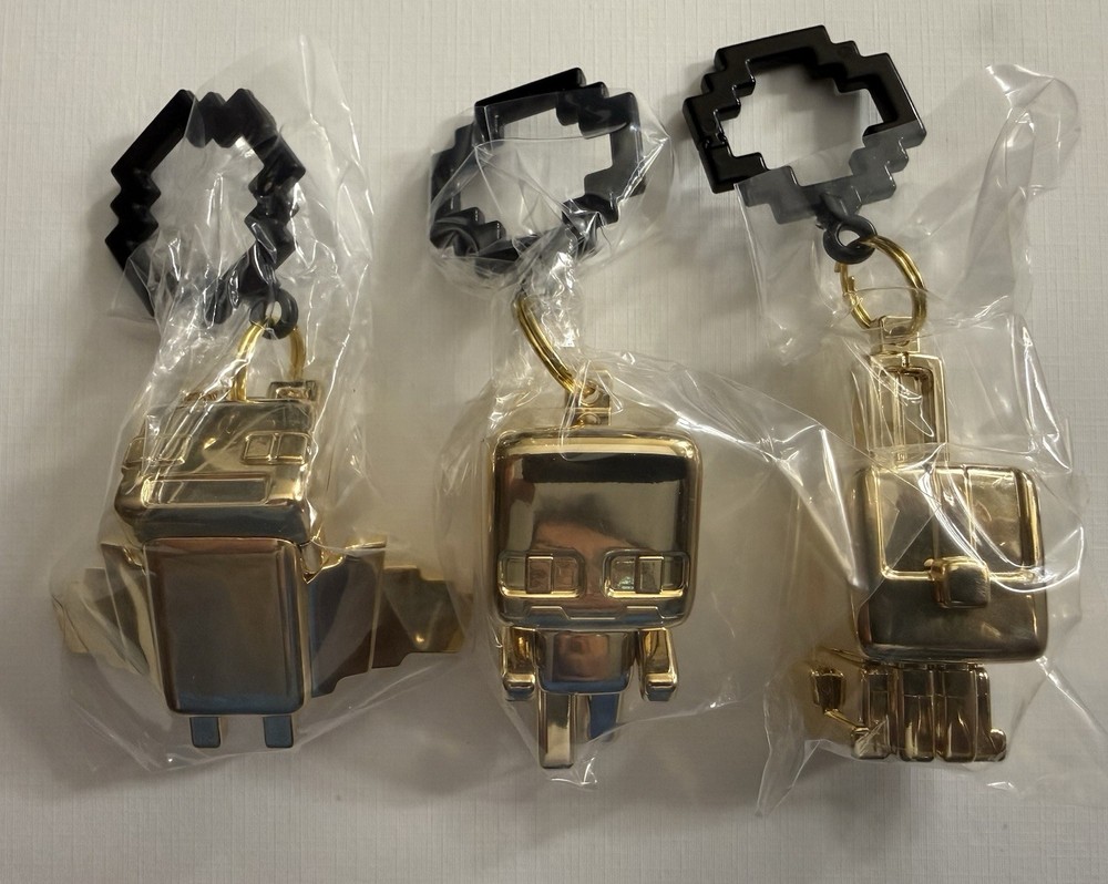 Minecraft 24k Gold Backpack Hanger Series 2 Complete Set of 3 Brand New Open Box