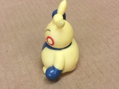 2004 Pokemon Finger Puppet #296 Makuhita Figure Catch Them All Nintendo Bandai