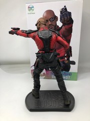 DC Collectibles Suicide Squad: Deadshot Statue