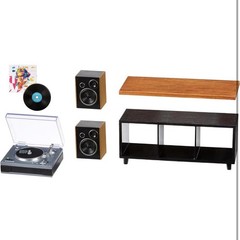 MGA’s Miniverse Real Music Record Player Mini Collectibles Mini Playable Record