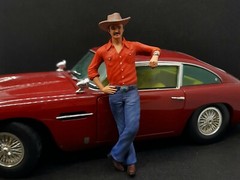 1/18 Burt Reynolds as “The Bandit” for diecast collectors