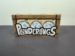 Plunderlings BLUE Hatchling Crate Figure Add-Ons Poncho Fwush Pyke Cayo