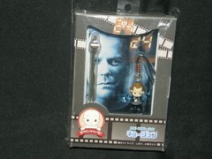 24 KIEFER SUTHERLAND / ROSE O’NEILL / KEWPIE KEYCHAIN-LANYARD – NEW SEALED