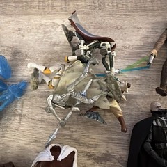 Star Wars Lot of Figures/Misc. – All Broken Figures – See Photos – For Parts
