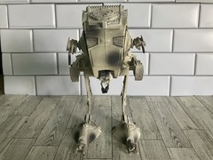 Hasbro 2002 Star Wars AT-ST Imperial Scout Walker Vehicle