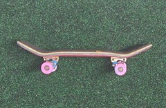 34mm Professional Fingerboard Complete | Abstract B-Stock Wheels