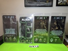 NECA Alien Lot Set Of 4 Figures Dog Aliens Xenomorph Warrior 7″ Figures NEW