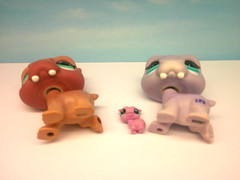 LITTLEST PET SHOP #986 1415 MOM DAD HIPPO & RARE TEENSIE BABY HIPPO FAMILY LOT