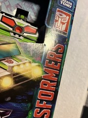 Hasbro Transformers Legacy Evolution Walgreens Excl. Deluxe Class Autobot Medix
