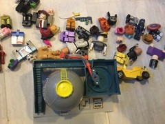 Random Trains Hot Wheels Roblox Toys Action Figures Vintage Lot
