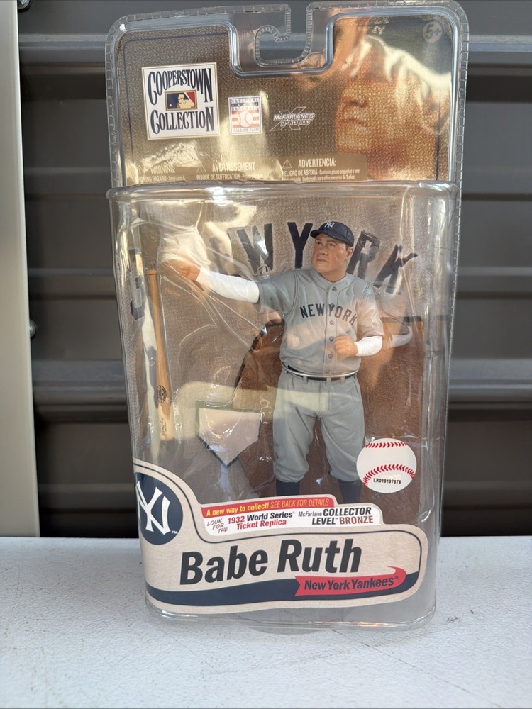 2010 McFarlane Cooperstown Collection Series 7 Babe Ruth Action Figure