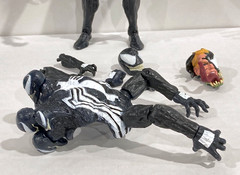 2016 Marvel Diamond Select 8″ Spider-Man Symbiote Venom Action Figure Complete