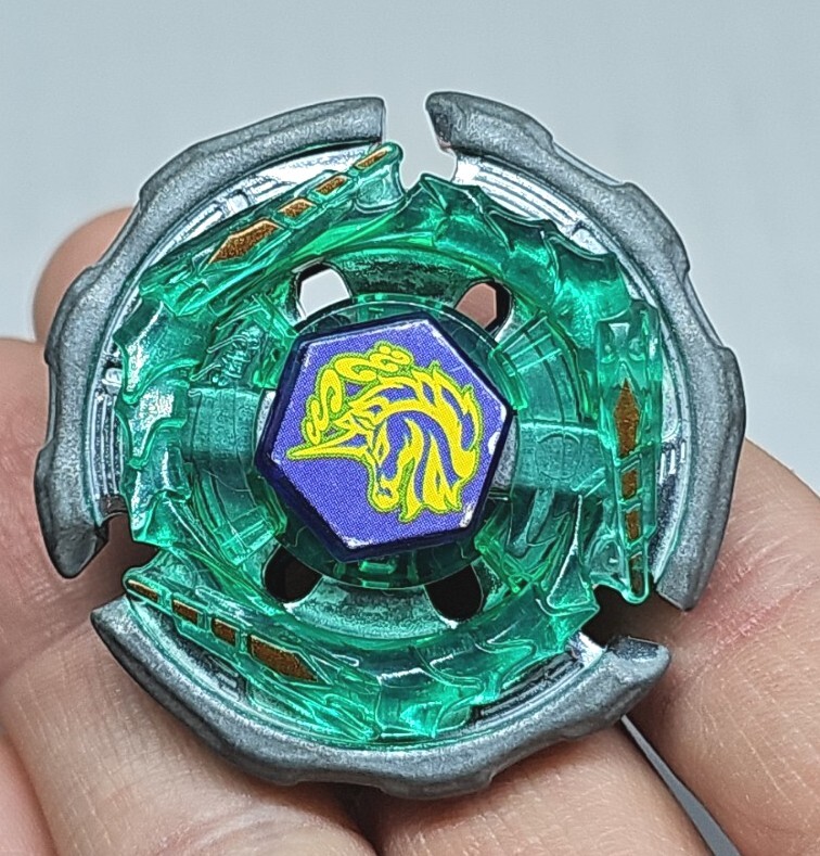 TAKARA TOMY Ray Unicorno Striker D125CS Metal Beyblade BB-71 – FREE SHIPPING