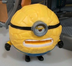 Minions Despicable Me 4 Transformation Chamber With 2 Minions Tested & Working